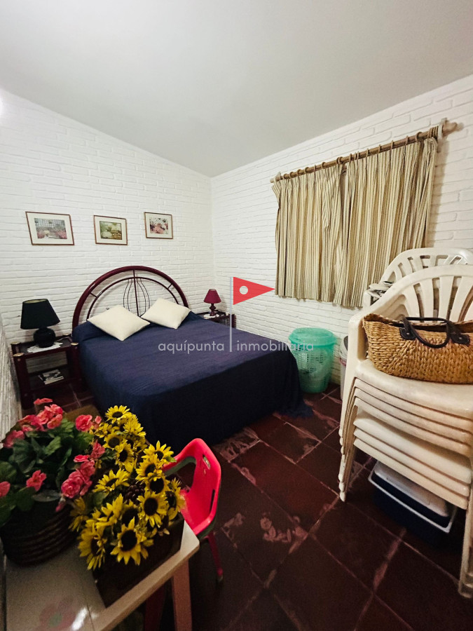 Casa ID.46 - Casa En Venta, Zona Colegios. Jardines de Cordoba. Punta Del Este.
