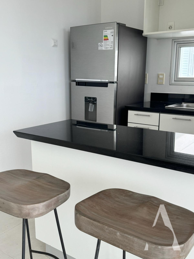 Apartamento ID.63 - Alquiler temporal - Ocean Drive Full Amenities. 1 Dormitorio y medio