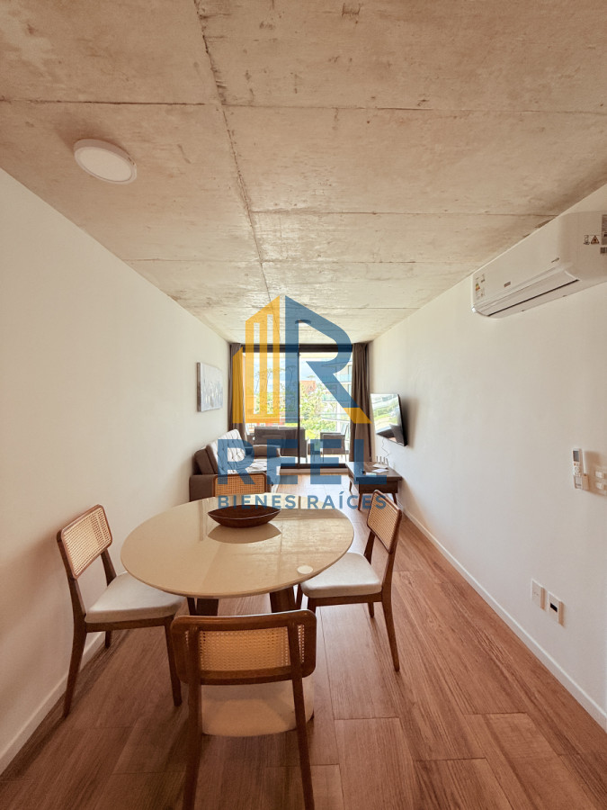 Apartamento ID.45 - Apartamento primera Linea, Playa Mansa, Punta del Este