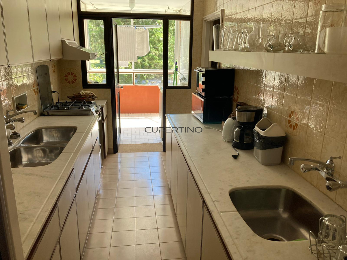 Apartamento ID.151 - Venta Primera Linea Brava - 3 dormitorios Frente al mar.