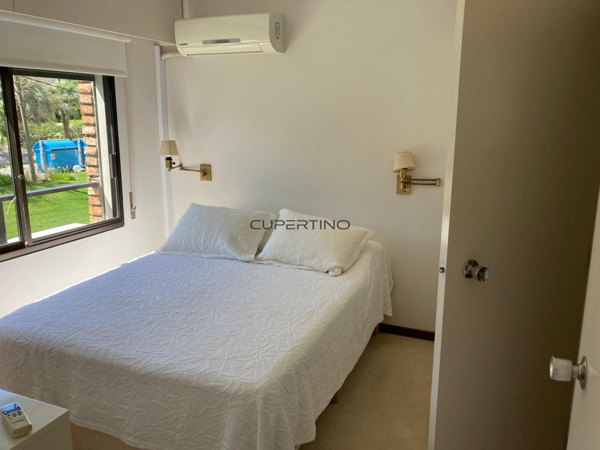 Apartamento ID.151 - Venta Primera Linea Brava - 3 dormitorios Frente al mar.