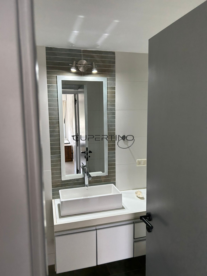 Apartamento ID.1190 - Apartamento en venta y alquiler de 2 dormitorios, Punta Del Este.