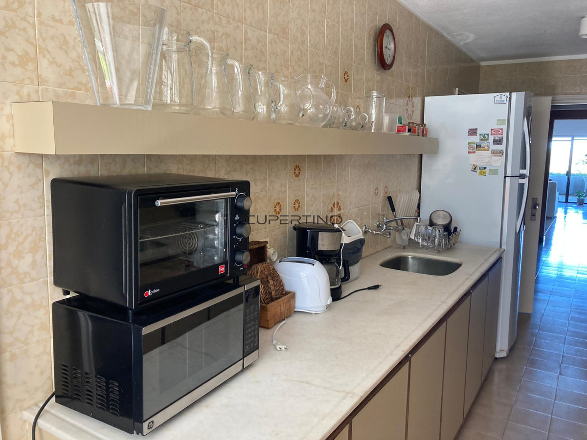 Apartamento ID.151 - Venta Primera Linea Brava - 3 dormitorios Frente al mar.