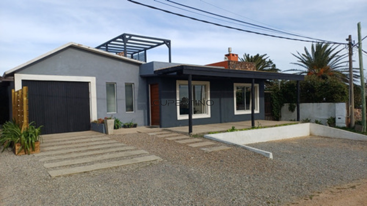 Casa 4 Dormitorios 4 Baños. — foto 1