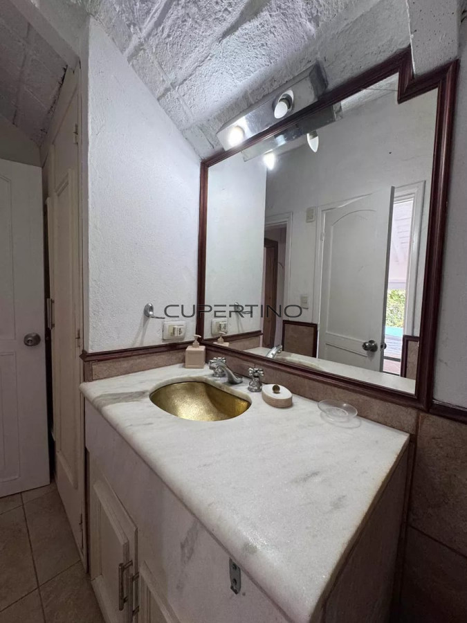 Casa en venta - 4 Dormitorios Balneario Buenos Aires — foto 22