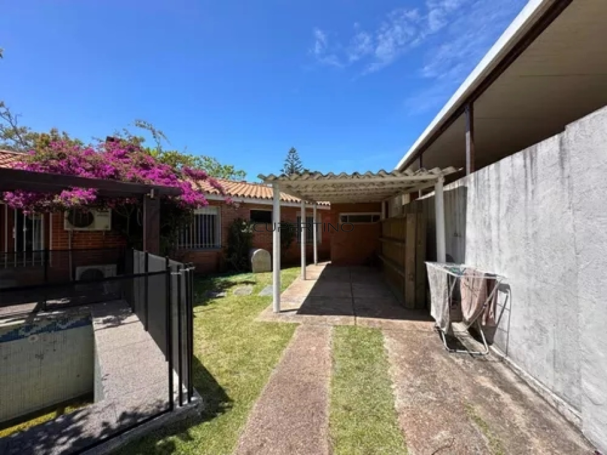 Casa en alquiler 3 dormitorios, Playa Mansa Punta Del Este. — foto 6