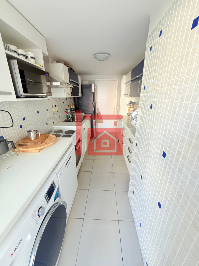 Apartamento ID.16 - Apartamento en venta - 3 dormitorios Playa Brava