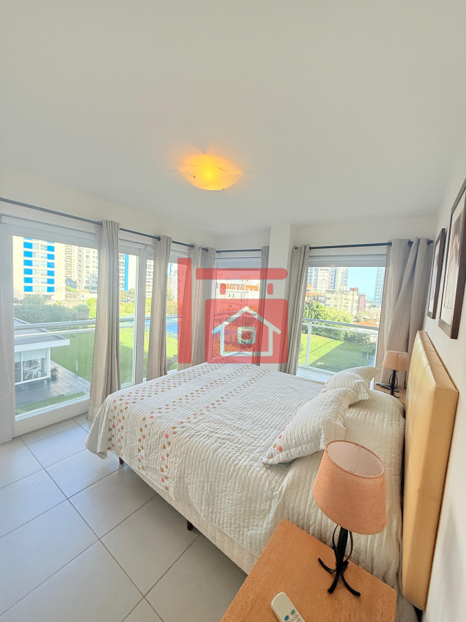 Apartamento ID.16 - Apartamento en venta - 3 dormitorios Playa Brava