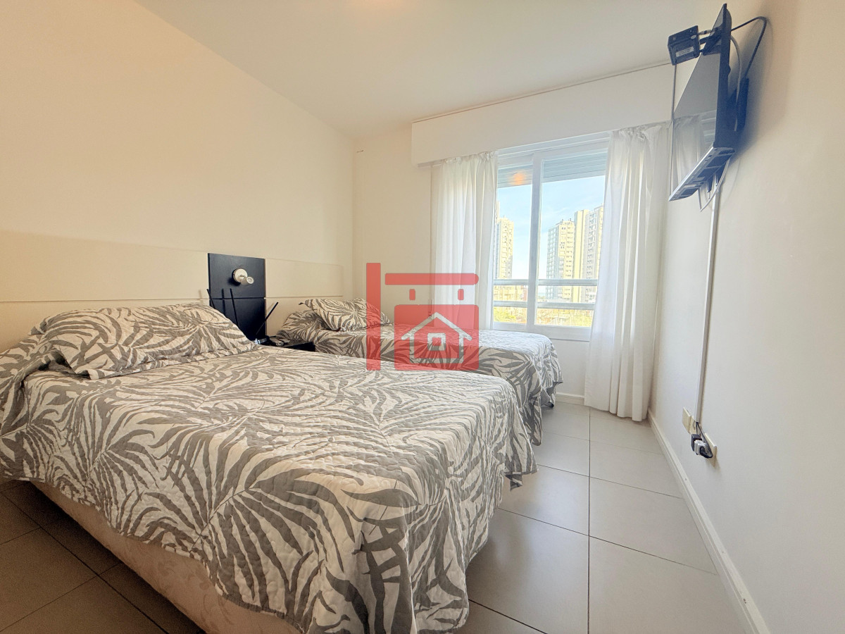 Apartamento ID.16 - Apartamento en venta - 3 dormitorios Playa Brava