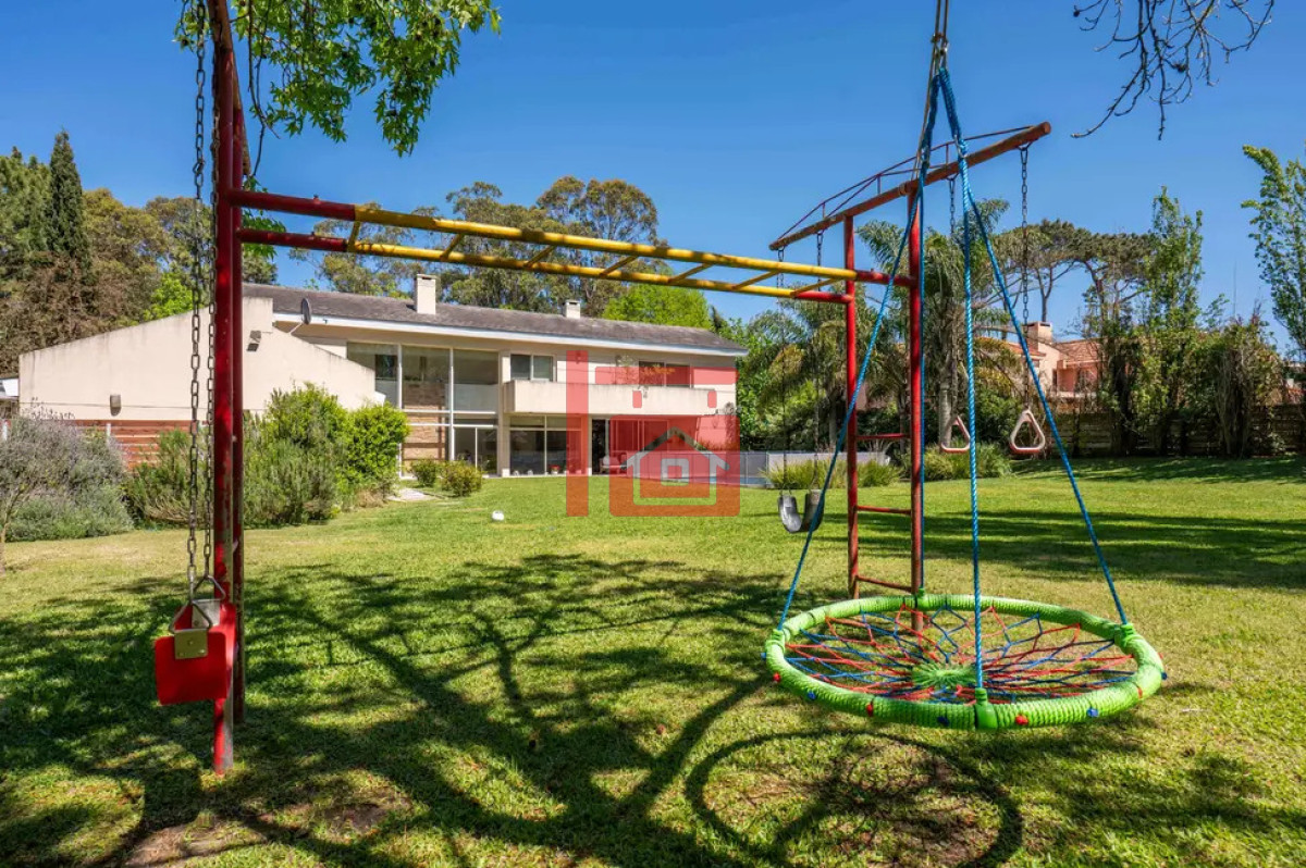 Casa ID.464 - La Residence 4 dormitorios con piscina y barbacoa.