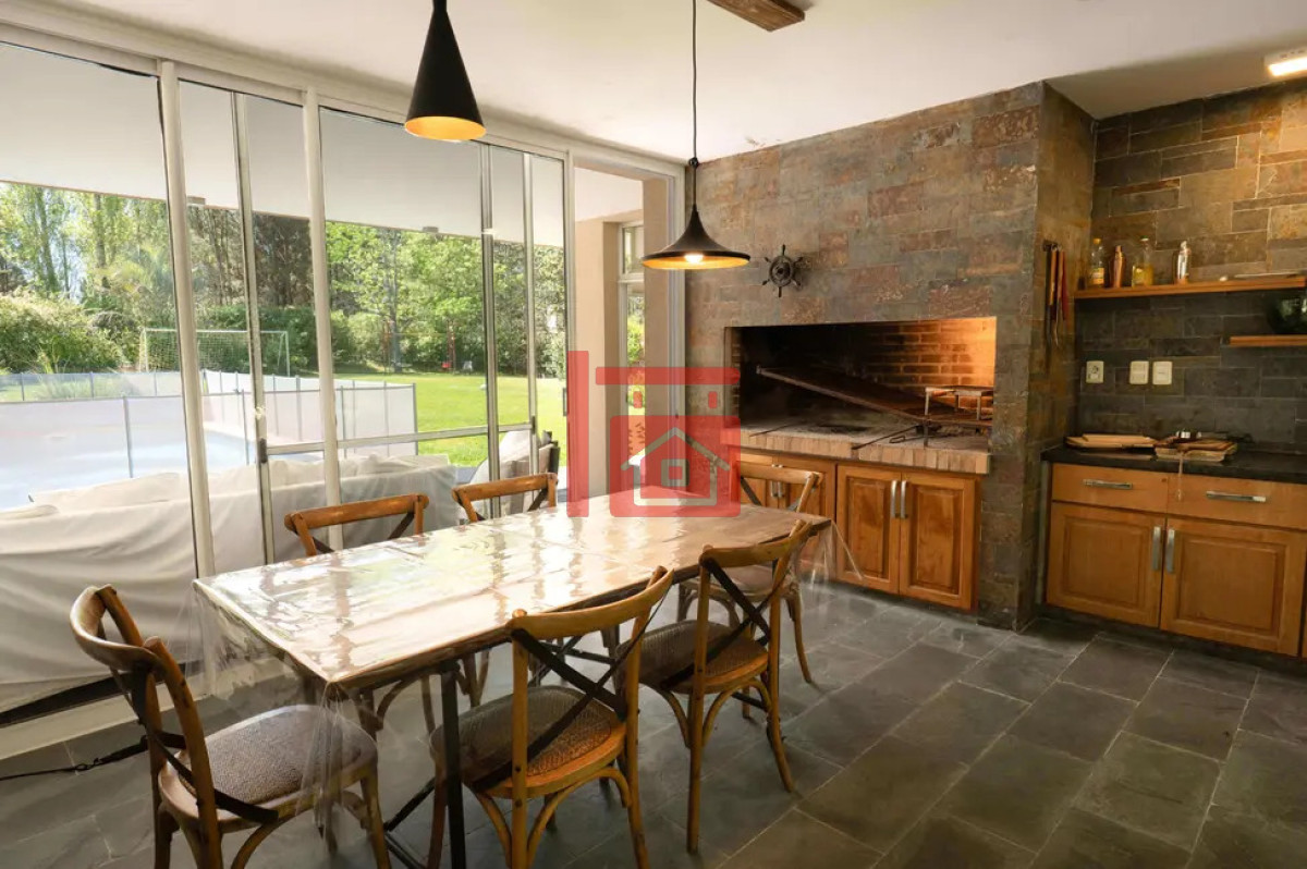 Casa ID.464 - La Residence 4 dormitorios con piscina y barbacoa.