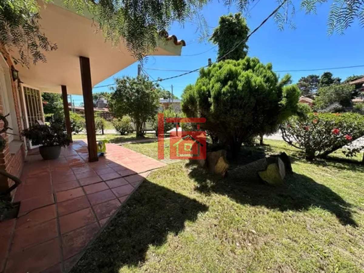 Casa ID.467 - Casa en alquiler 3 dormitorios, Playa Mansa Punta Del Este.