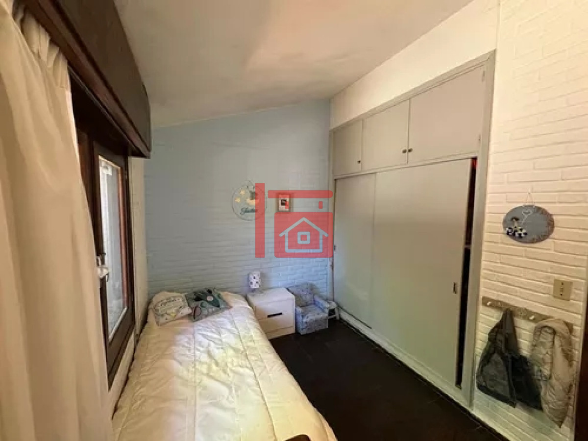 Casa ID.467 - Casa en alquiler 3 dormitorios, Playa Mansa Punta Del Este.