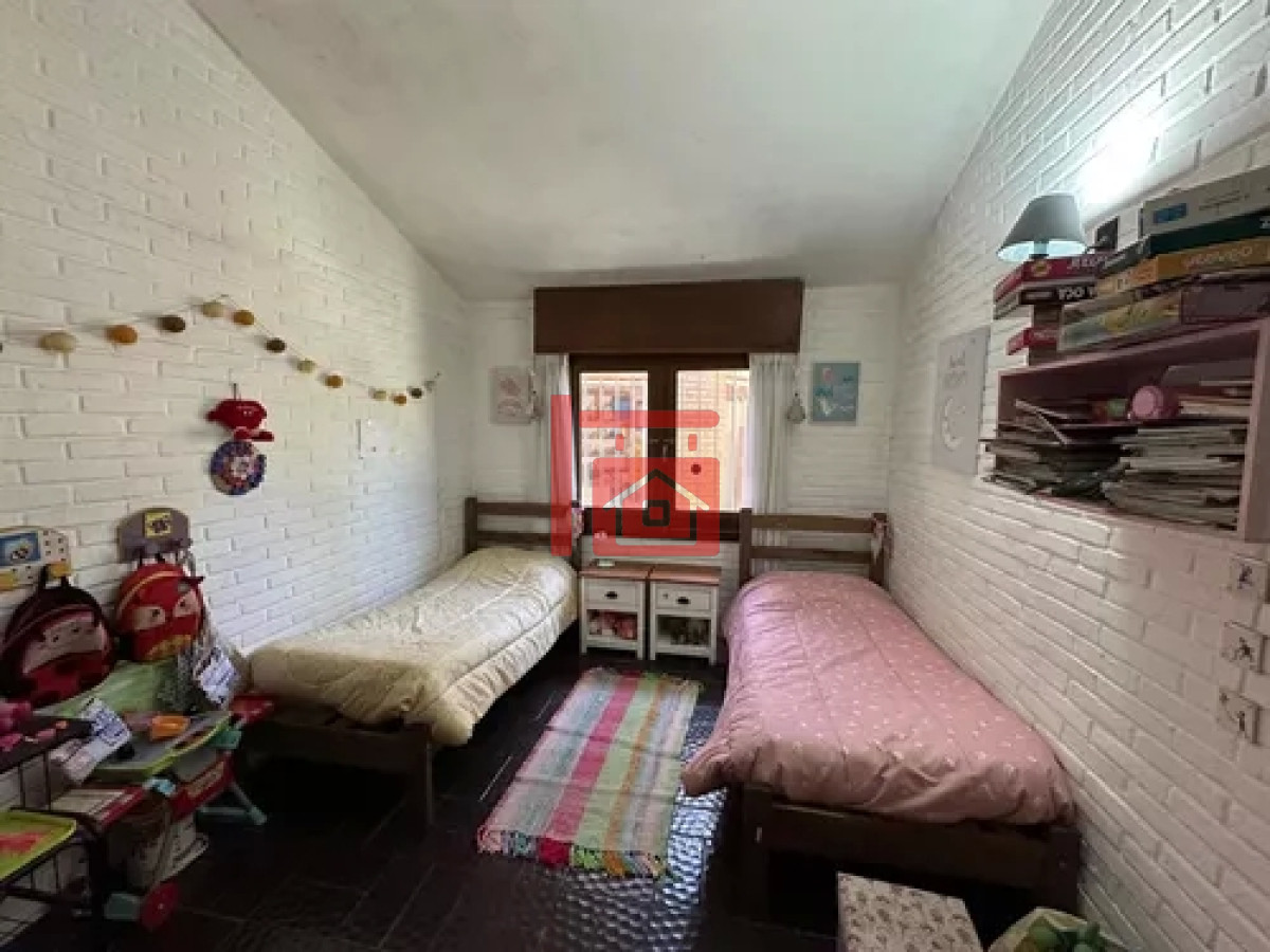 Casa ID.467 - Casa en alquiler 3 dormitorios, Playa Mansa Punta Del Este.