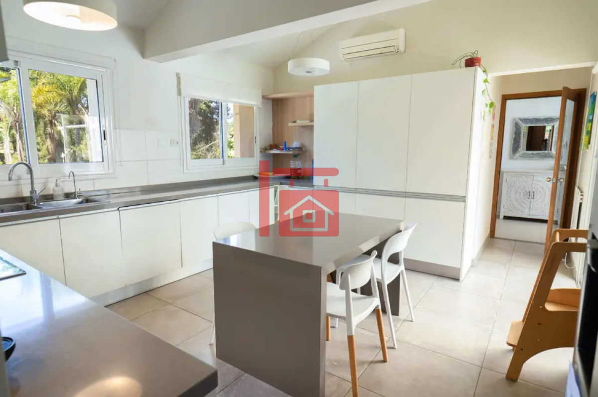 Casa ID.464 - La Residence 4 dormitorios con piscina y barbacoa.