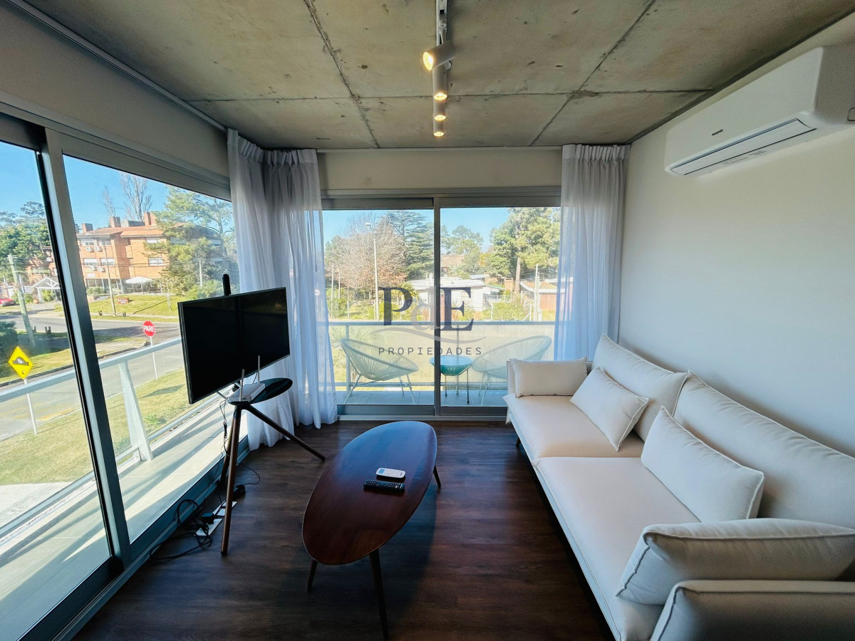 Apartamento en venta 2 Dormitorios , Playa Mansa, Punta del Este  - Imagen 3