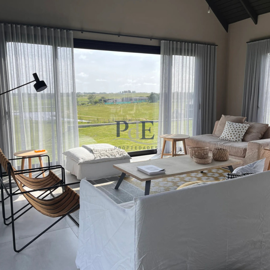 Importante residencia 3 suites + buhardilla, con vistas abiertas al campo. - Imagen 27