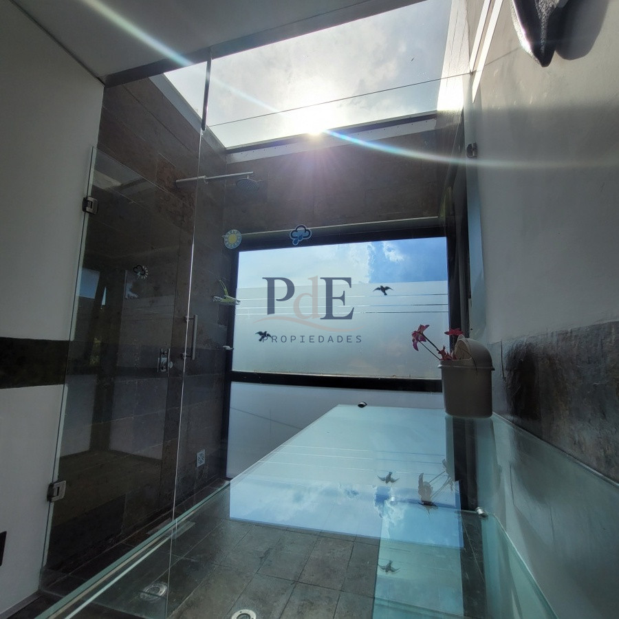 Espectacular, Residencia en venta en Rincón del Indio. - Imagen 40