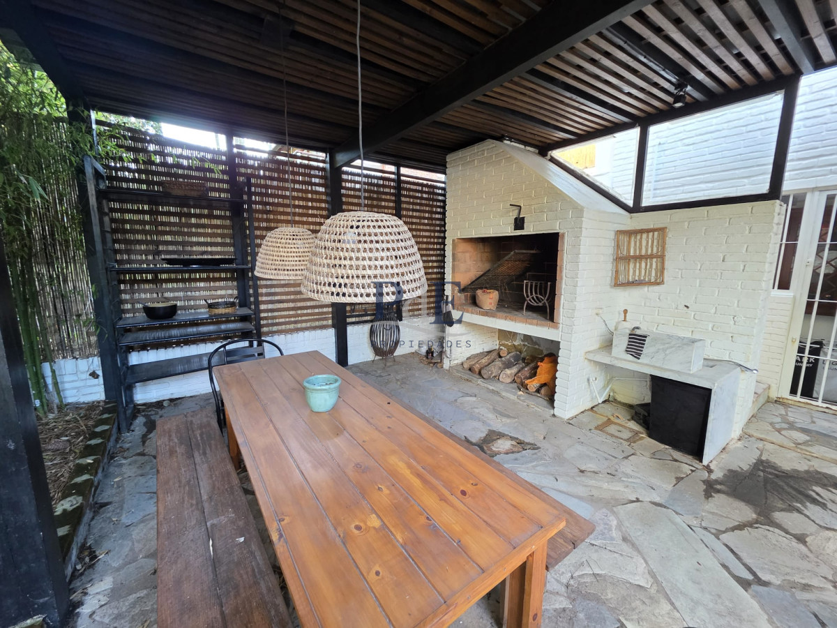 Casa en alquiler anual y de temporada San Rafael - 5 Dormitorios. - Imagen 19