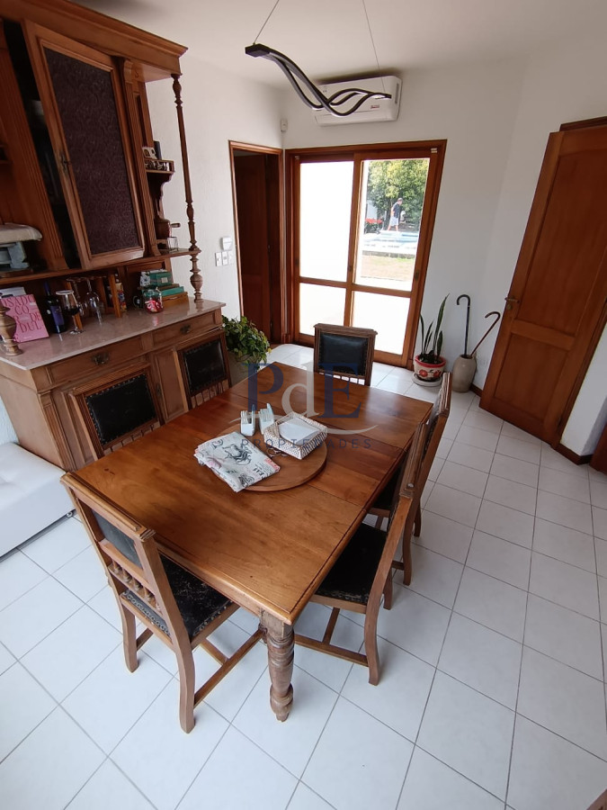 Playa Mansa, Punta del Este - Casa 4 dorm con Piscina y Parrillero Techado - Imagen 10