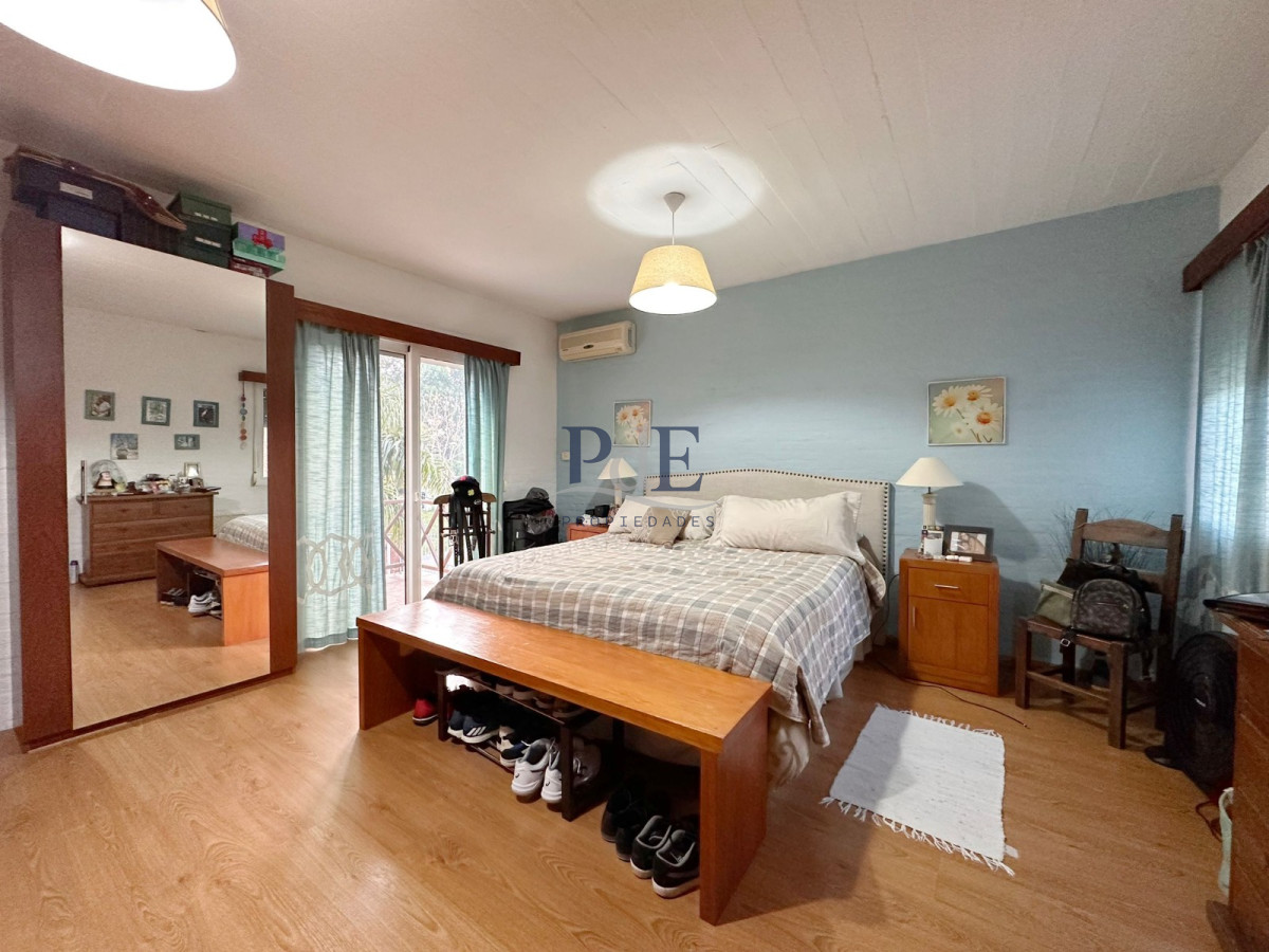 Casa en venta Playa Mansa,  4 dormitorios a 6c del Mar. Punta del Este - Imagen 13