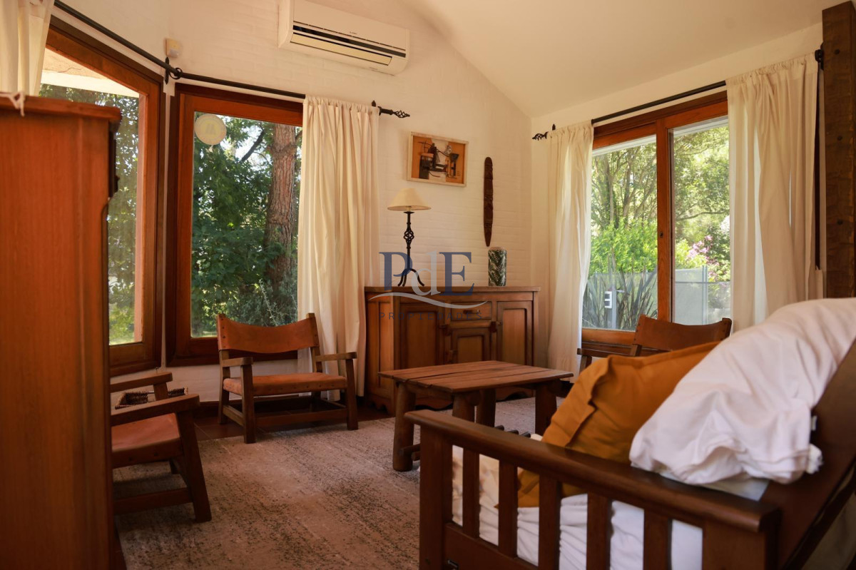 Casa en venta 4 dormitorios en Pinares con piscina climatizada. - Imagen 14