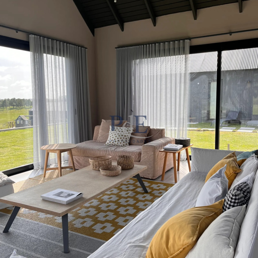 Importante residencia 3 suites + buhardilla, con vistas abiertas al campo. - Imagen 28