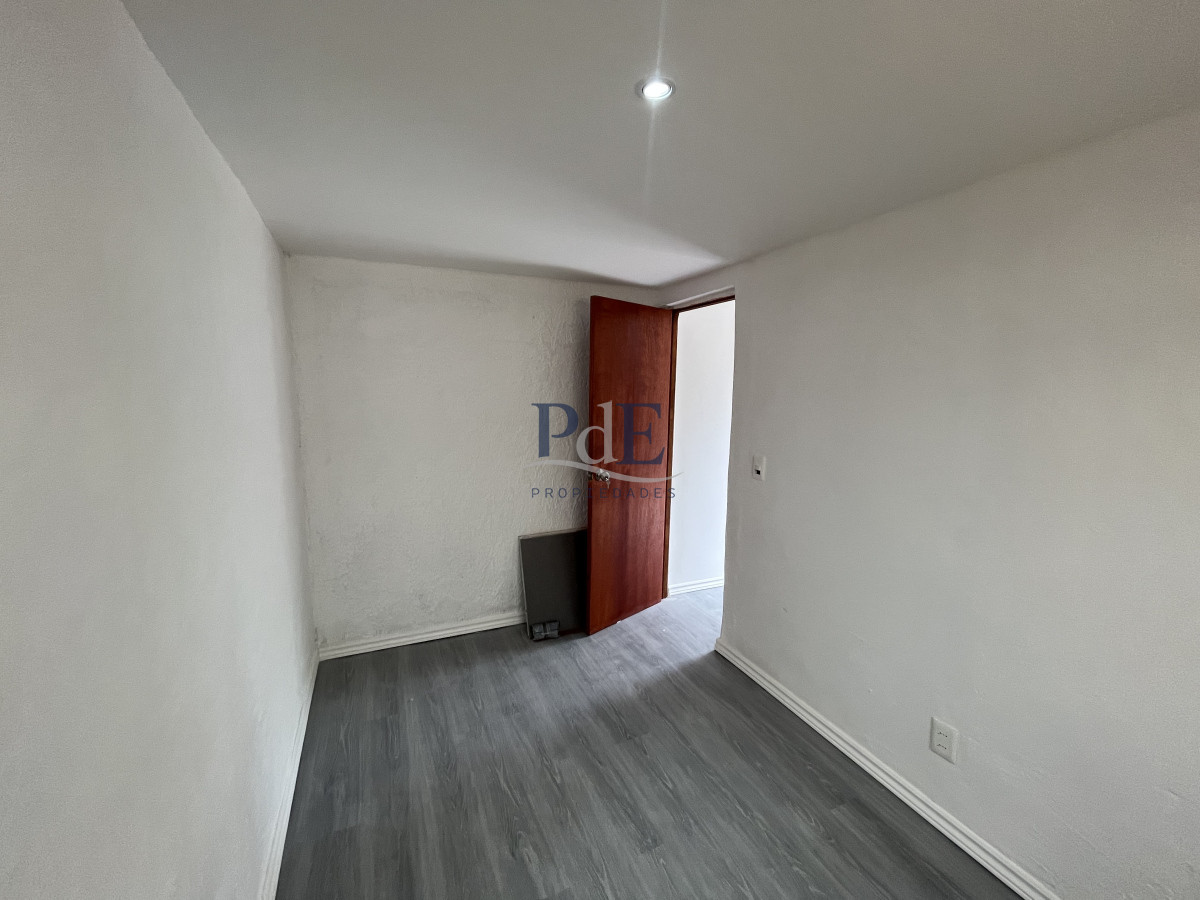 Casa en venta,  4 dormitorios en el centro de Maldonado. - Imagen 26