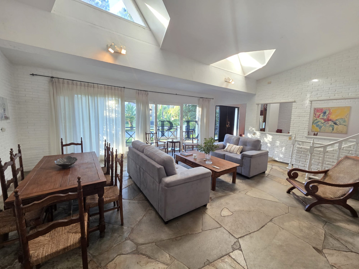 Casa en alquiler anual y de temporada San Rafael - 5 Dormitorios. - Imagen 6