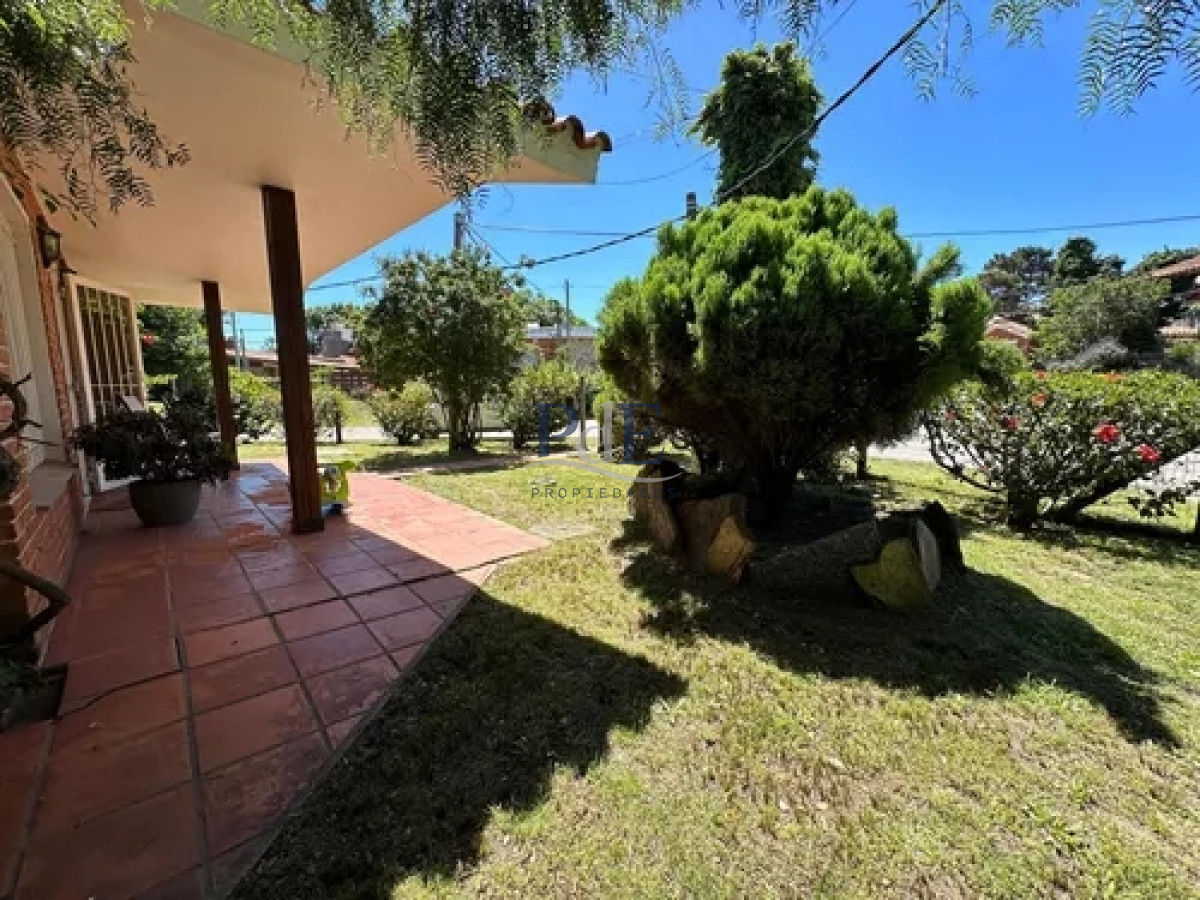 Casa en alquiler 3 dormitorios, Playa Mansa Punta Del Este. - Imagen 3