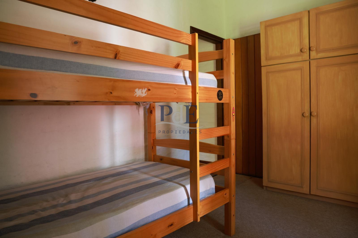 Casa en venta 4 dormitorios en Pinares con piscina climatizada. - Imagen 24