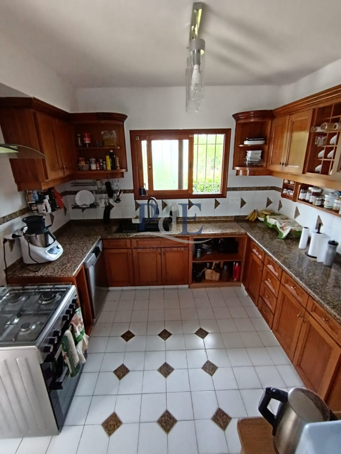 Playa Mansa, Punta del Este - Casa 4 dorm con Piscina y Parrillero Techado - Imagen 12