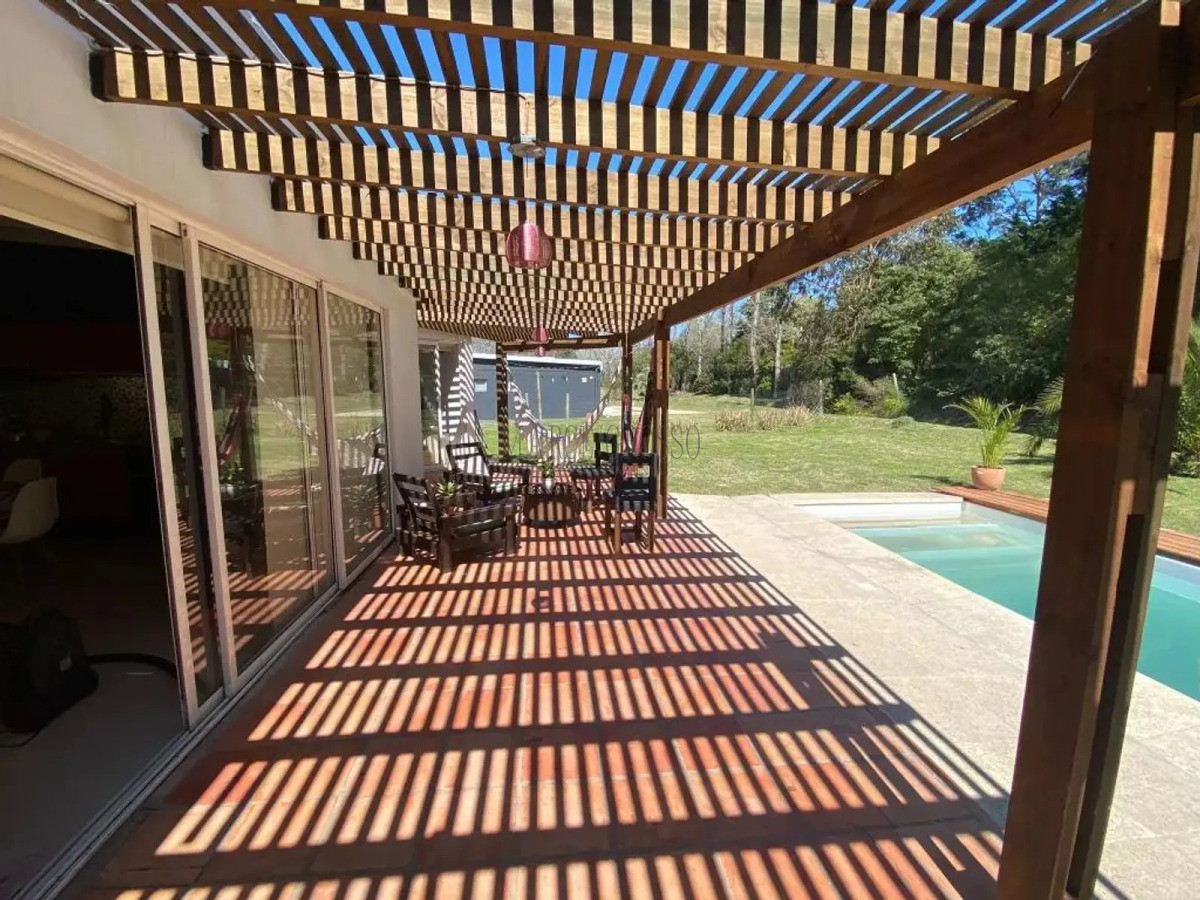 Casa ID.22 - Casa en Punta Ballena, Verde Mora