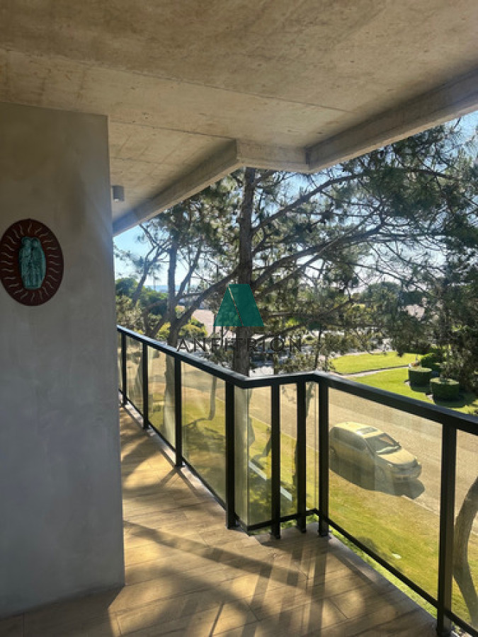 Apartamento ID.14 - Apartamento a estrenar frente al mar - 2 dormitorios Playa Mansa