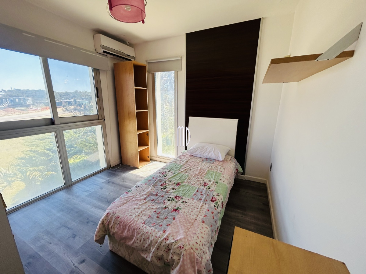 Casa ID.7563 - Casa en Venta y Alquiler sobre Ruta 104 El Chorro 
