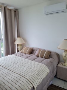 Apartamento en primera linea - 4 dormitorios Pinares Playa Mansa. - VLX6104A