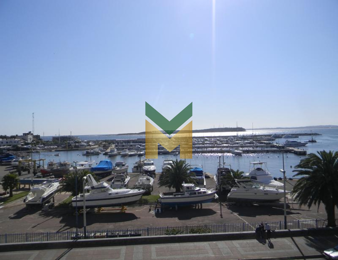 Apartamento ID.3087 - Apartamento en venta, puerto Punta del Este.