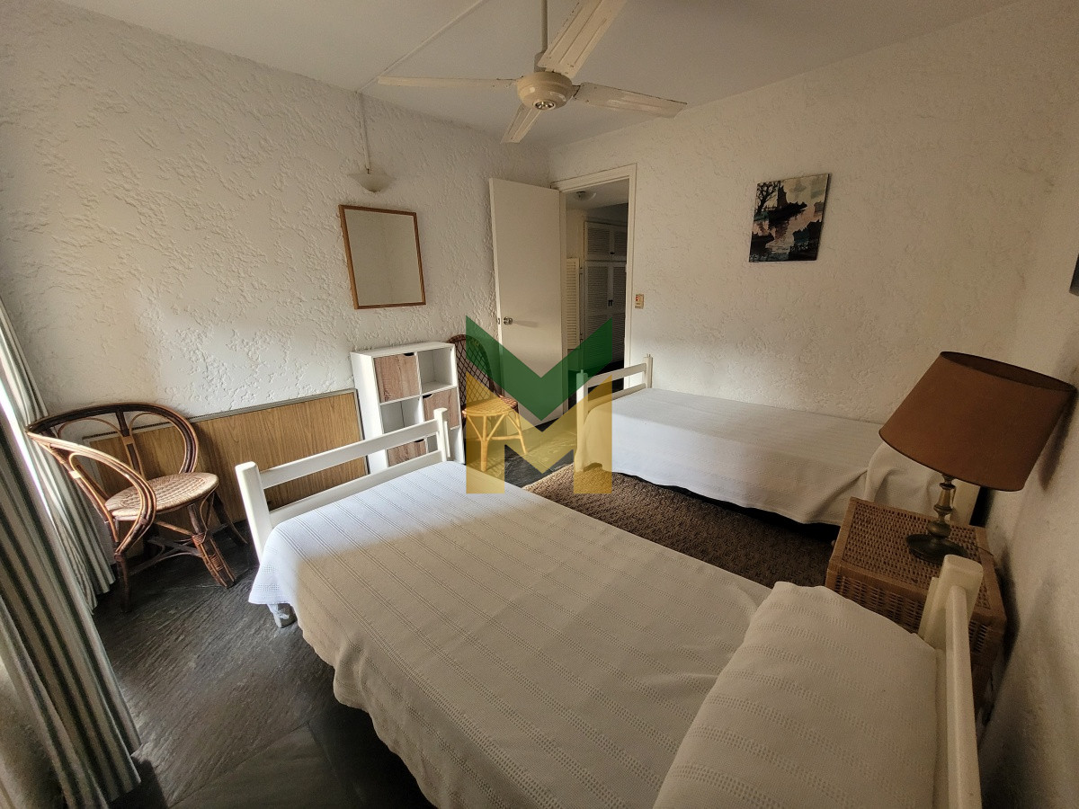 Apartamento ID.4240 - Alquiler anual apartamento en Punta del Este 