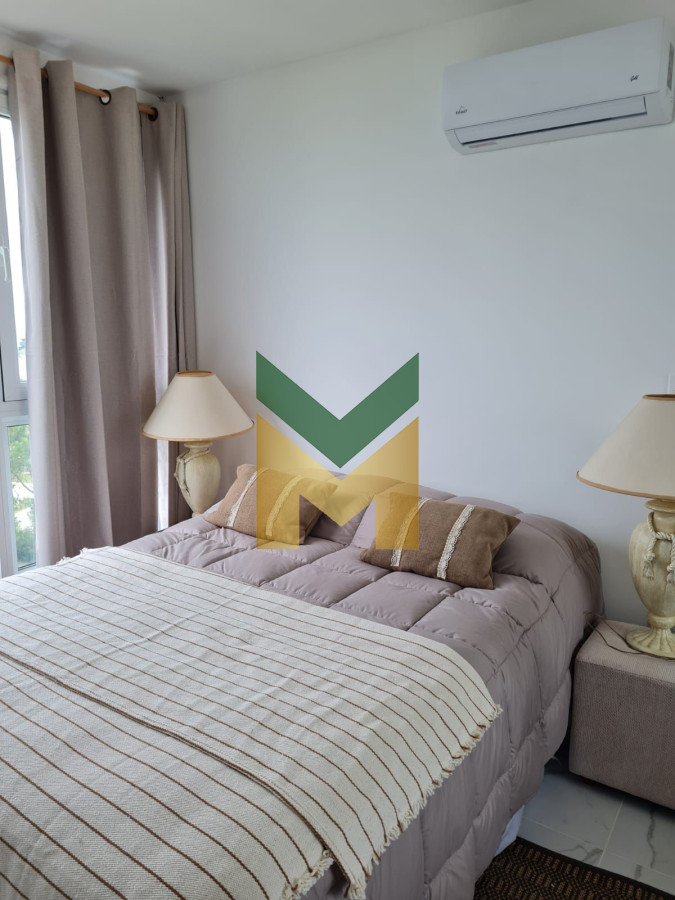 Apartamento ID.6104 - Apartamento en primera linea - 4 dormitorios Pinares Playa Mansa.