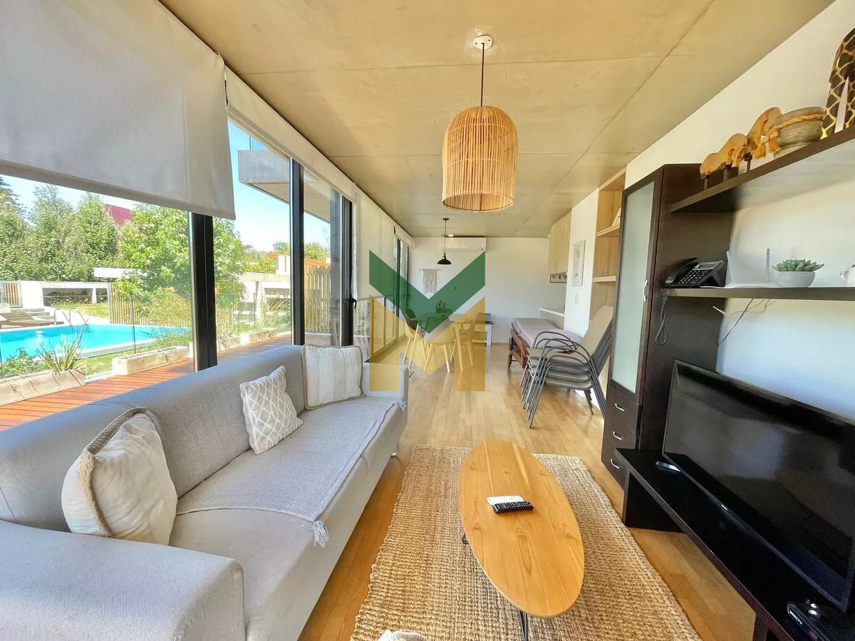 Apartamento ID.2315 - Apartamento en venta , 2 dormitorios, playa mansa, punta del este