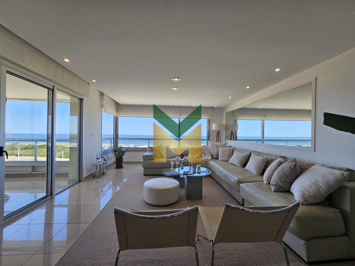 Apartamento ID.6086 - Exclusividad en brava - 3 dormitorios en suite con barbacoa y jacuzzi.