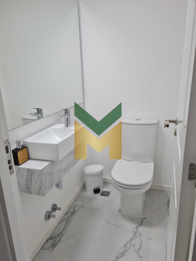 Apartamento ID.6104 - Apartamento en primera linea - 4 dormitorios Pinares Playa Mansa.