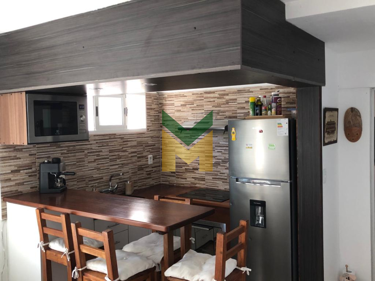Apartamento ID.1383 - Hermoso  apartemnto en venta , Punta el este , Gorlero al 811