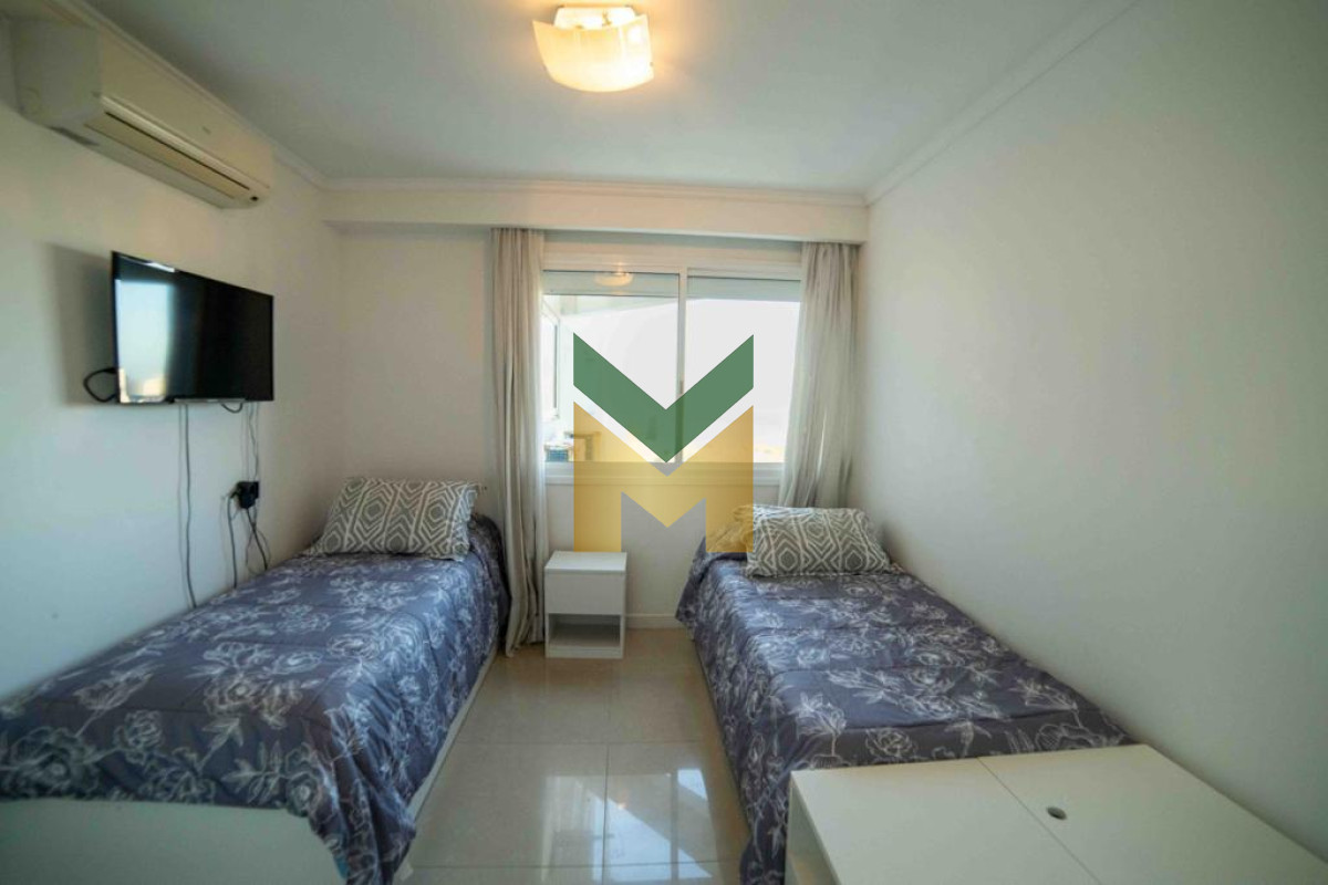 Apartamento ID.4796 - Apartamento En Venta Punta Del Este - 2 dormitorios.