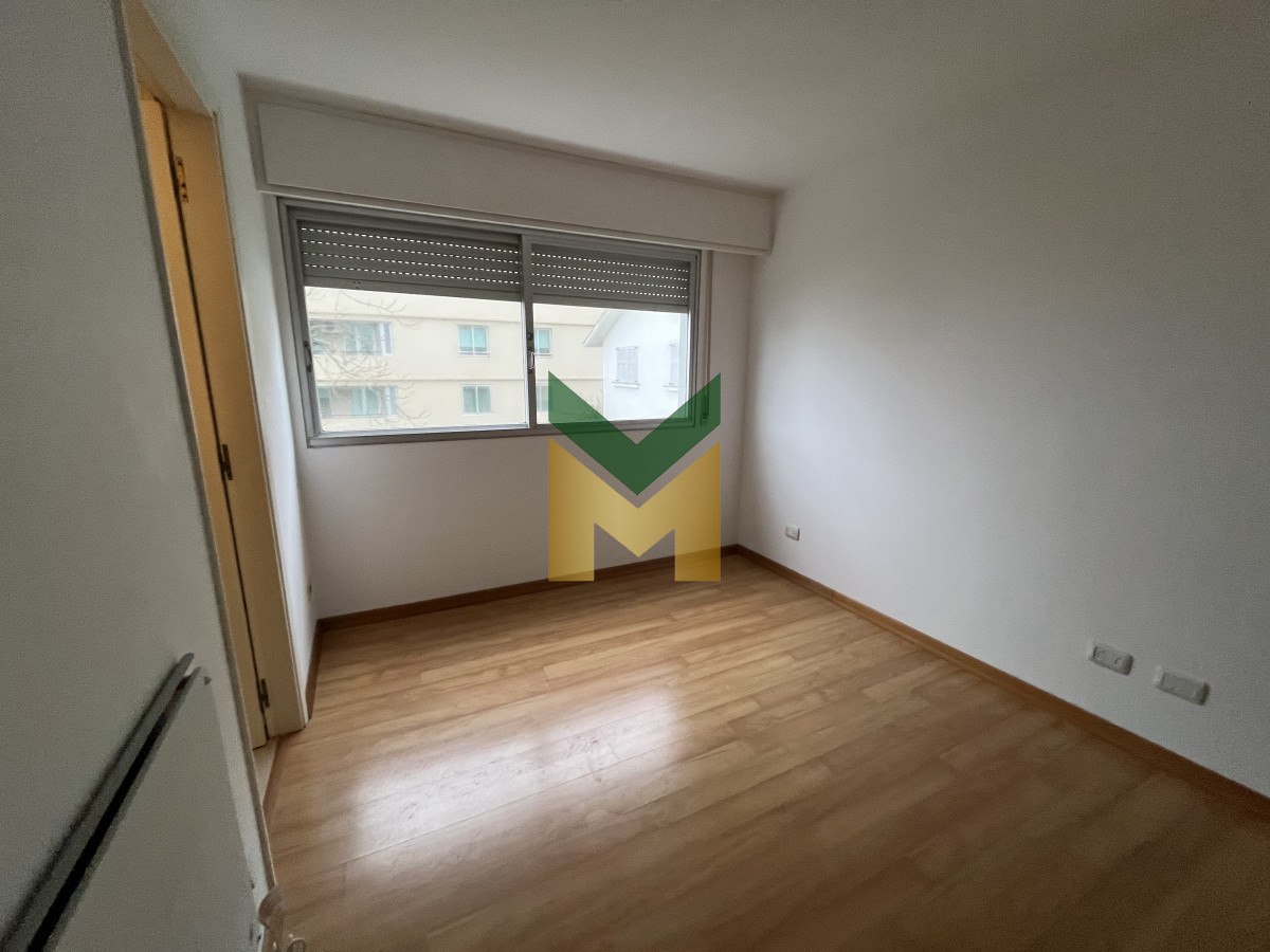 Apartamento ID.3087 - Apartamento en venta, puerto Punta del Este.