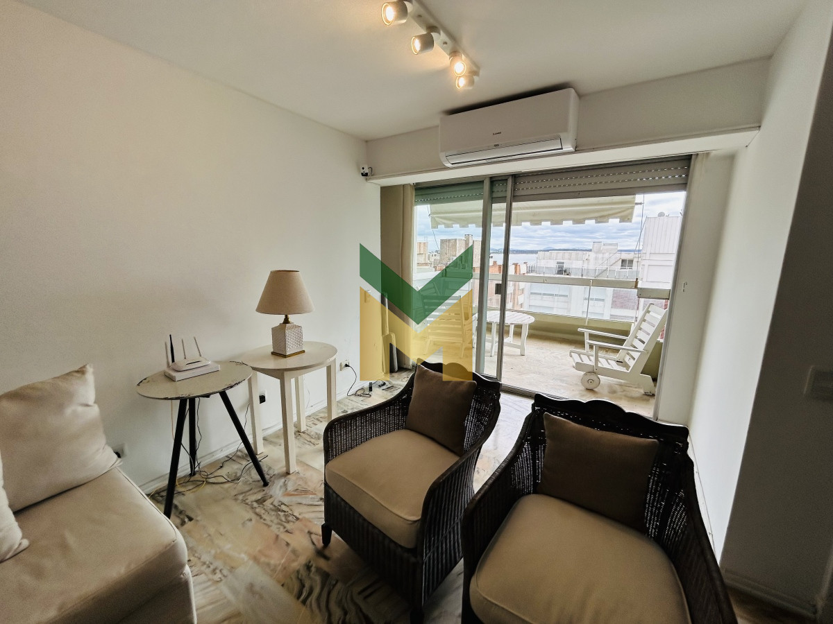 Apartamento ID.4396 - Apartamento en Venta Y alquiler Anual, zona Puerto, Punta del Este