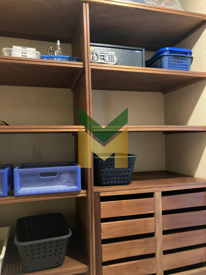 Apartamento ID.4930 - Venta Primera Linea Brava - 3 dormitorios Frente al mar.