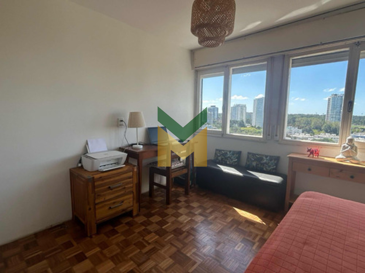 Apartamento ID.6849 - Vendo Apartamento, 2 dormitorio, excelente vista, Punta del este, Maldonado