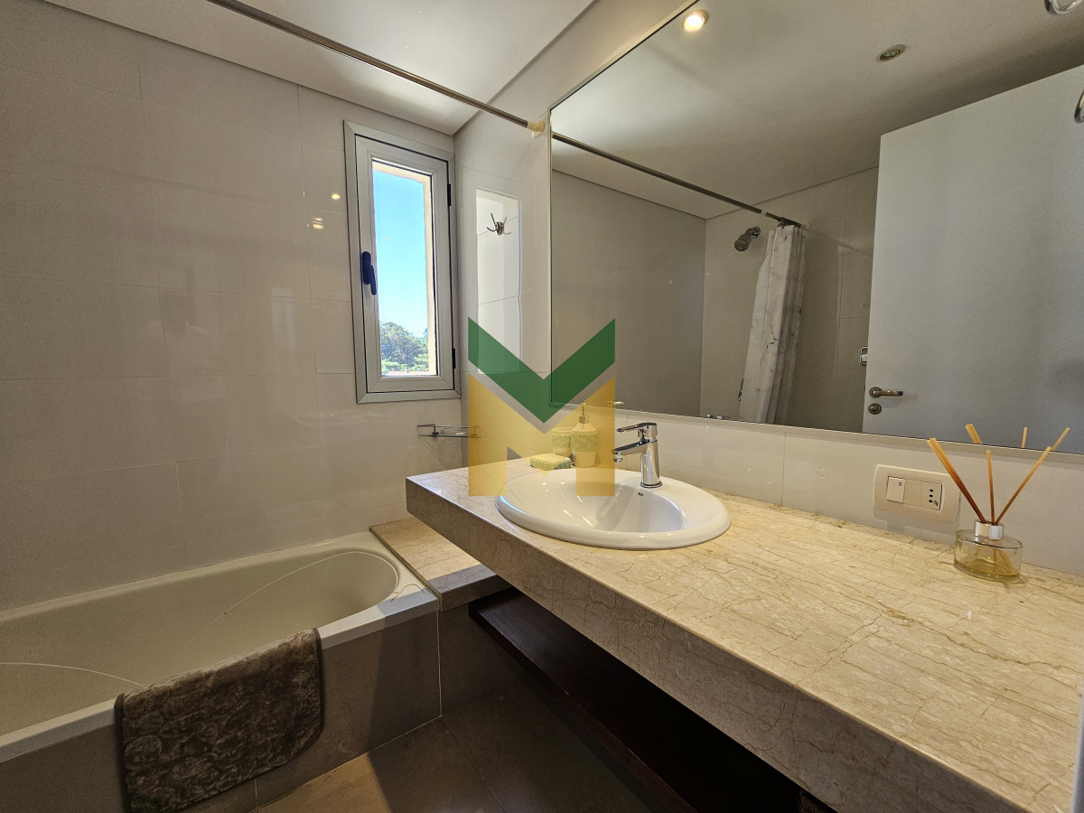 Apartamento ID.6086 - Exclusividad en brava - 3 dormitorios en suite con barbacoa y jacuzzi.