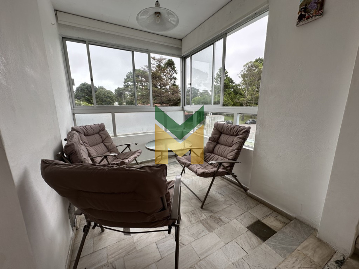 Apartamento ID.6724 - Apartamento en venta y alquiler anual - 3 dormitorios Punta Del Este 